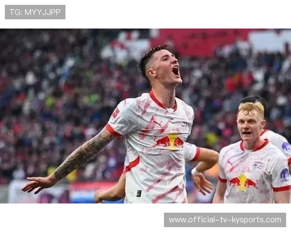 纽卡锋霸梅开二度，重创豪门防线