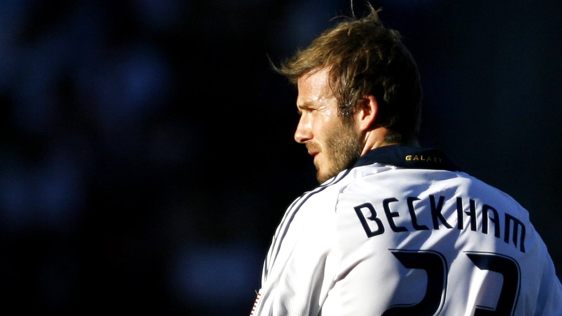 身高1米96摇摆人!山东男篮官宣:前NBA球员德沃恩正式加盟球队,山东男篮新队员